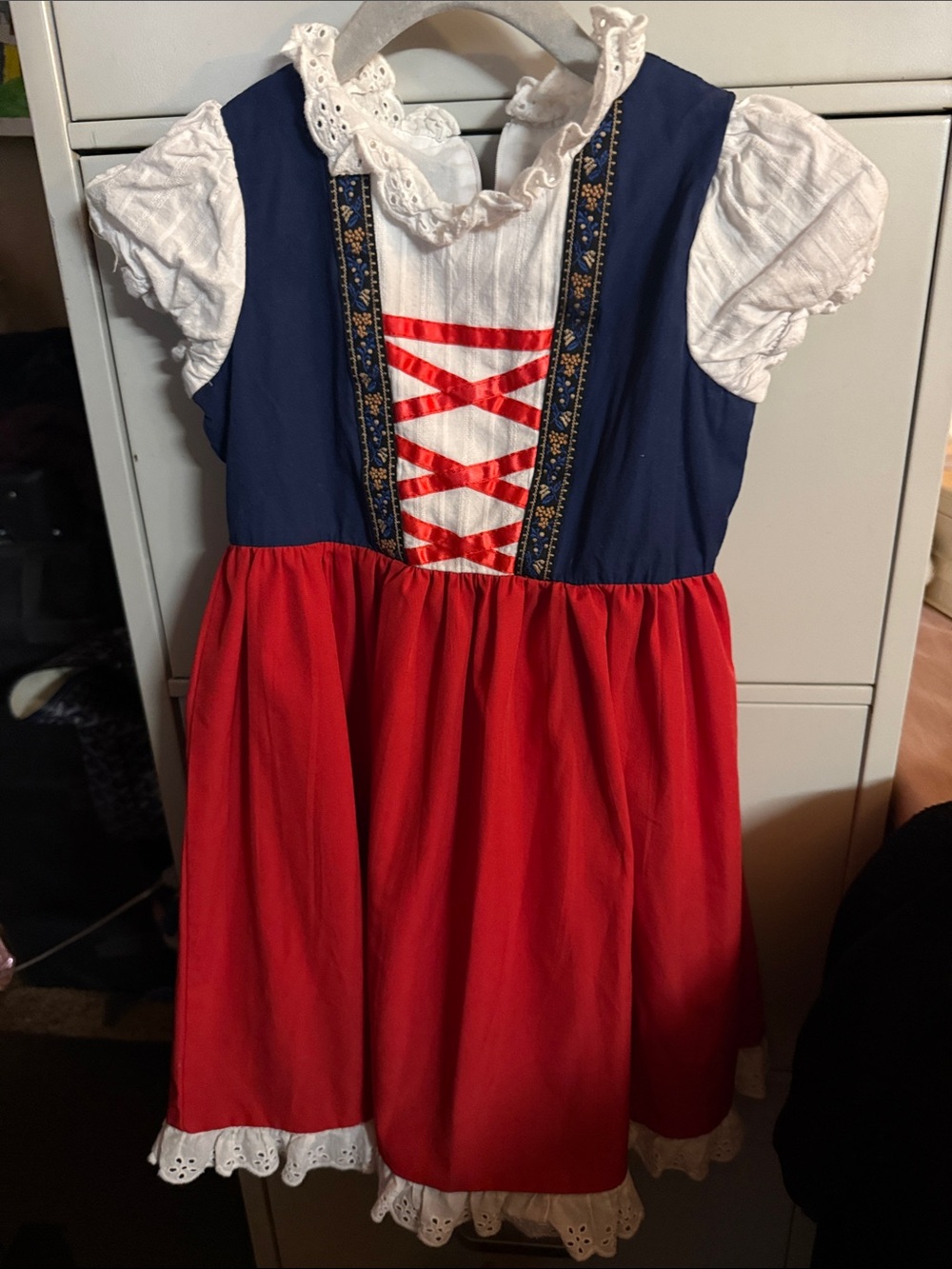 Girls Navy and Red Traditional Peasant Costume Dress dirndl size 5